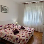 Mia Apartman *