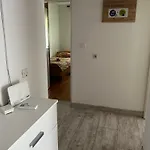 Mia Apartman