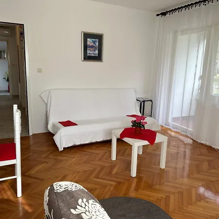 Mia Apartment