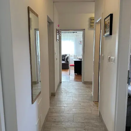 Apartment Mia