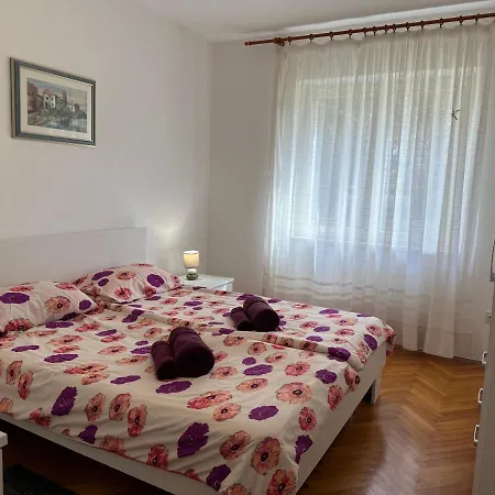 Mia Apartment *